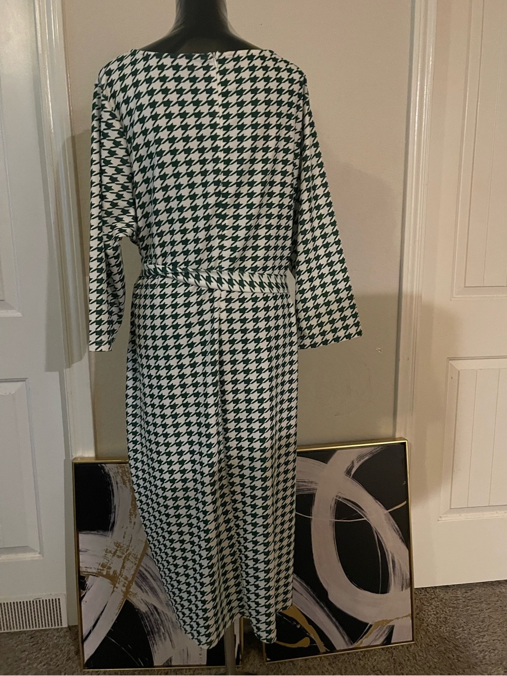 Dress stretchy material size 5XL please check all picture of condition - Picture 4 of 13